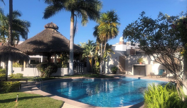 2-bedroom house in welcoming Nuevo Vallarta, with AC, WiFi, full new kitchen.