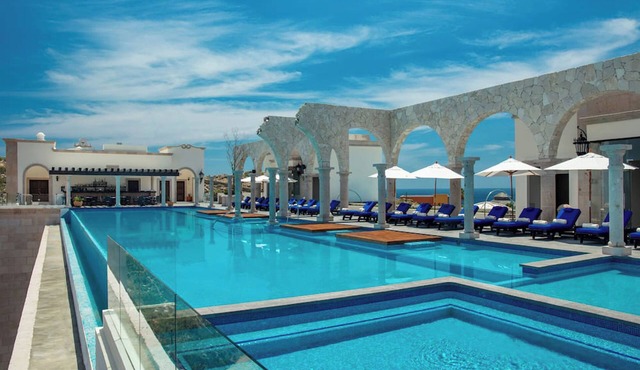 2 BR LUXURY VISTA IN RESORT RANKED #2 IN CABO SAN LUCAS