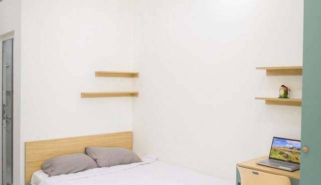 2/cozy, new and Colorful Studio With Balcony