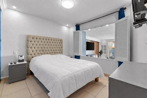 2BDR Ocean View Condo in Condomar Puerto Vallarta