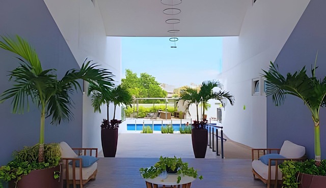 2BR 6th Floor Heated Pool Rooftop Jacuzzi