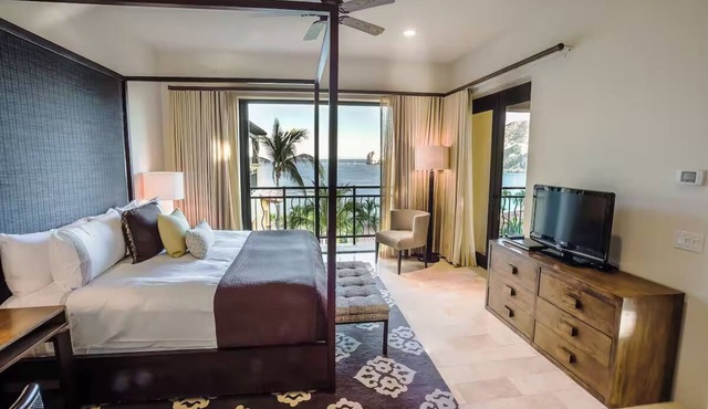 2BR Ocean View | Hacienda Beach Club | Family-ready, Beach Days, Marina Nights