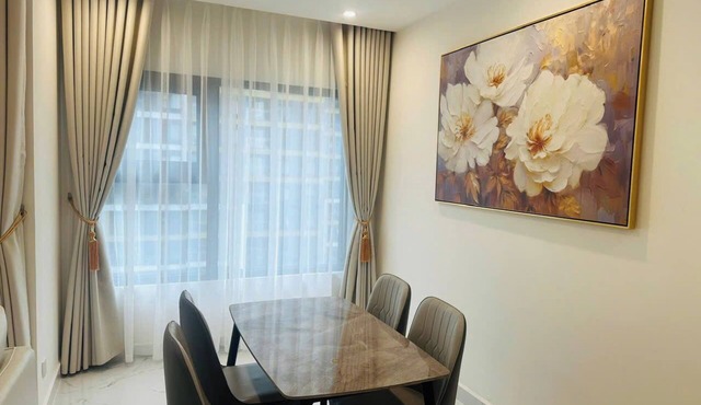 2BR+ quiet Apartment in green metropolis