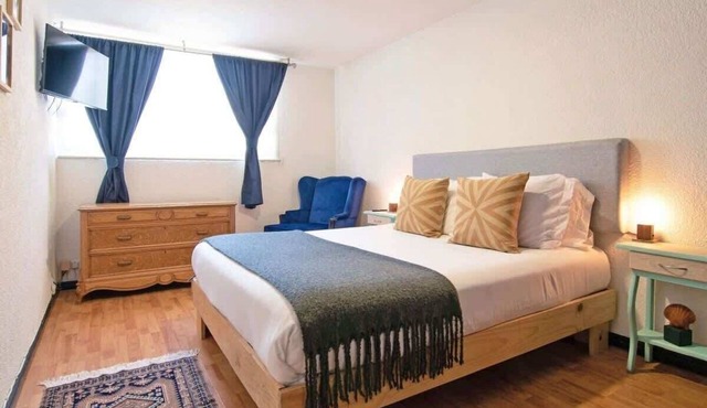 3 Bedroom Apartment nearby Parque Hundido