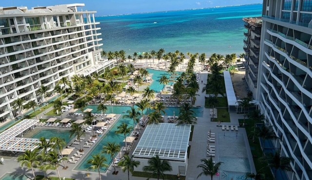3 bedroom luxury oceanfront penthouse at the stunning garza Blanca Cancun.
