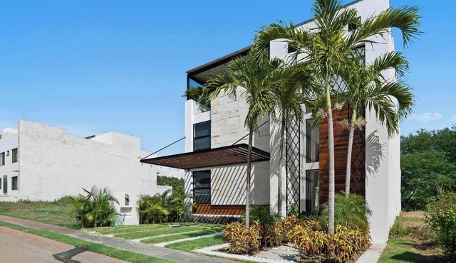 3BR Family Villa w/Pool & Beach Club - Villa 19