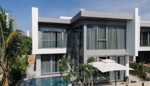 5-bedroom castle in delightful Đà Nẵng with