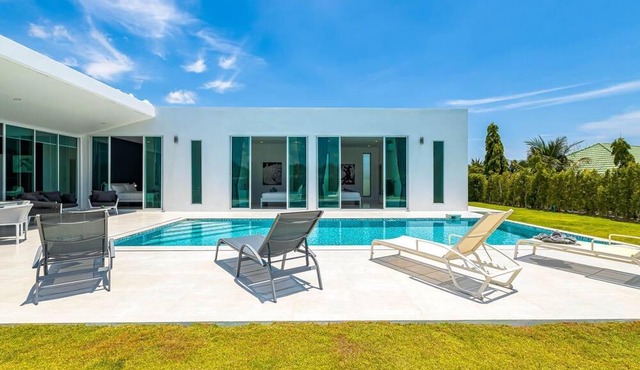 5 Bedroom Modern Pool Villa (KH-A7)