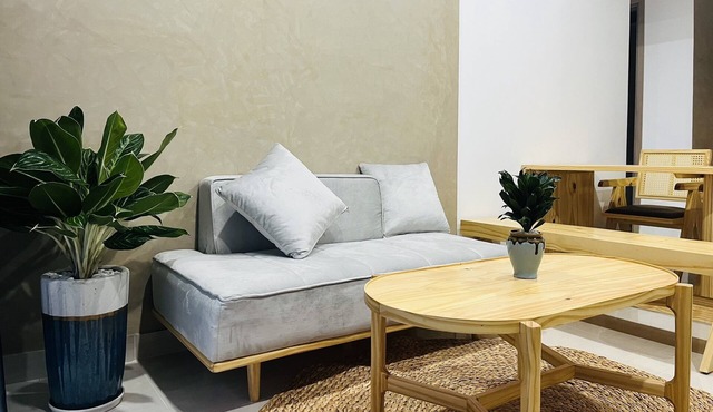 5 minutes to the city centre! An homestay with pool and gym room