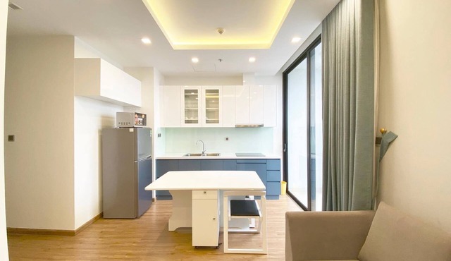 [50% OFF] BRAND NEW Luxury Apt w Lake View Balcony