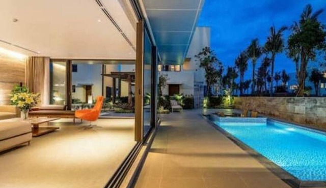 5BDR Villa in 5-Star Compound @Beach + Breakfast