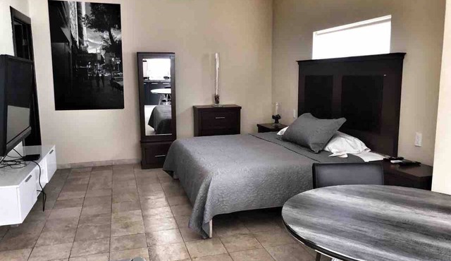 9- Complete Apartment with Invoice