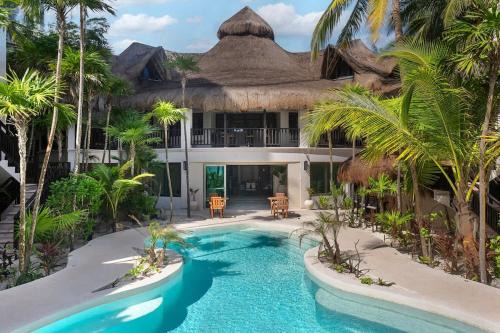 9BR Mantaray Hotel Soliman Bay Beachfront villa
