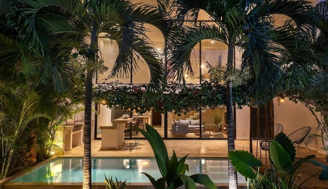 Amazing Villa 4BR | La Veleta | Concierge Service