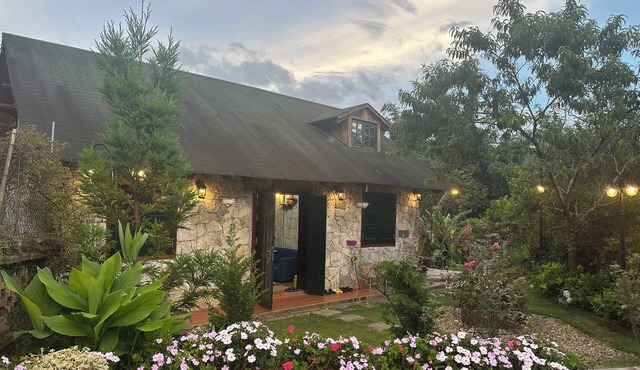 An eco-friendly luxury Villa Retreat nestled in the heart of nature in Sapa.