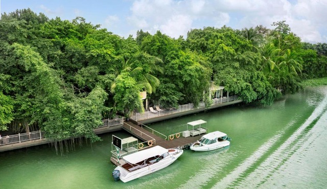 An Lam Retreats Saigon River