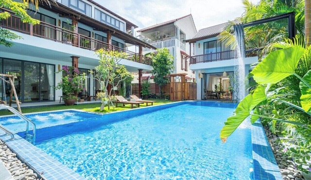 An Oasis 10min to Old Town | Vesta Nho Villa