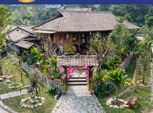 Anans Home Ha Giang - Tours & Motorbike Rental