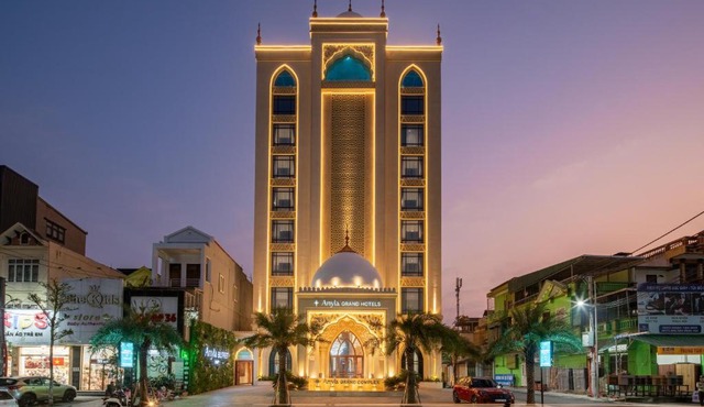 Anyla Grand Hotels