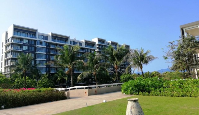 Apartment 2 BR ocean view by Hyatt Da Nang- Free pick up airport