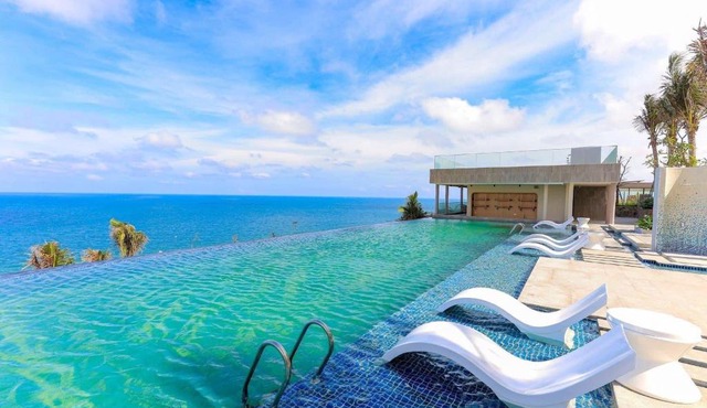 Apec Mandala Mũi Né with Infinity Pool