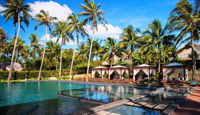 Aroma Beach Resort & Spa