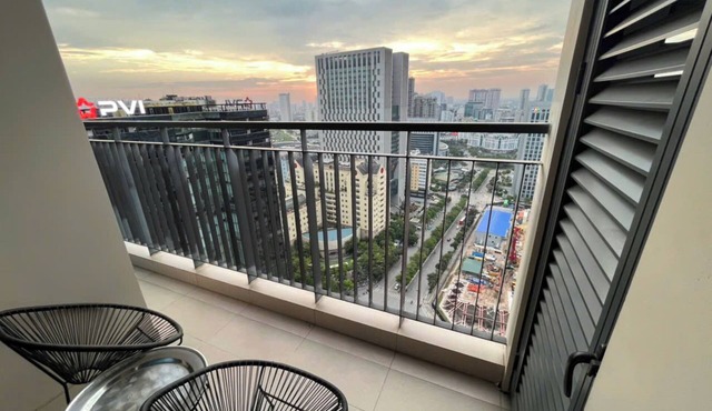 Asahi Luxstay - Golden Park Apartments