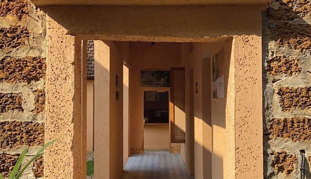 Asahi Luxstay - Moncada Motel