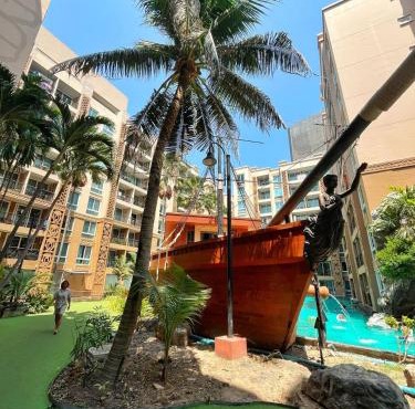 Atlantis Condo B811