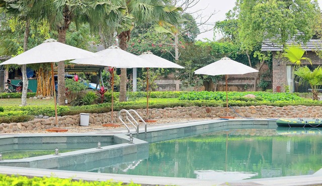 Avocado Villa Ba Vi Ha Noi