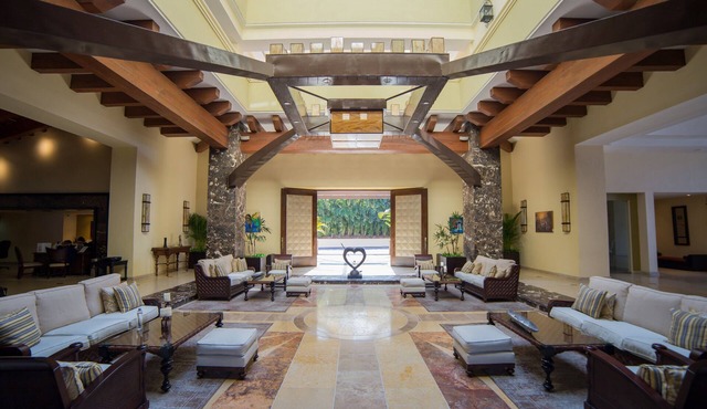 Award Winning 3-BR PH Prime Oceanfront at Garza Blanca Resort:Xmas Dec 20-27/25