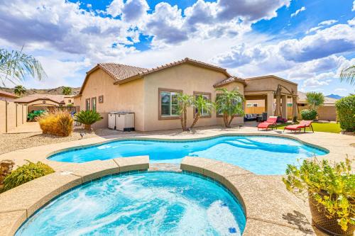 Backyard Oasis w/Fire Pit: Laveen Village Retreat