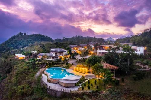 Bakhan Village Resort