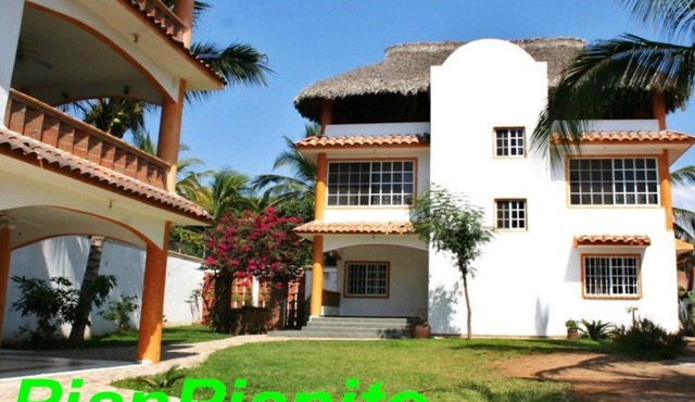 BEACH HOUSE & APARTMENTS