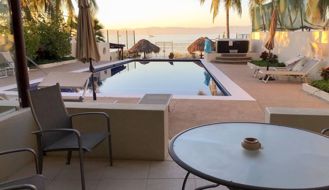 Beachfront condo - steps to sand and surf