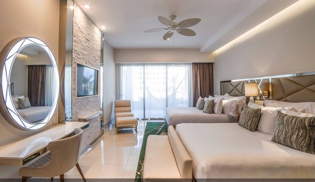 BEACHFRONT RESORT – with a contemporary design – Junior suite
