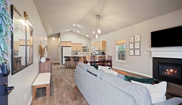 Beaumont - Gorgeous Home! Great Location!