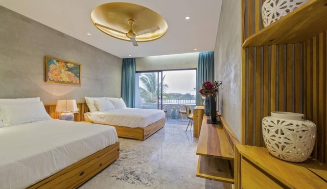 Beautiful 3 Bed Apartment With Amazing Ocean & Mountain Views & GREAT SERVICE!