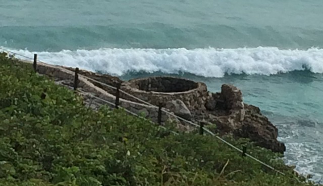 BEAUTIFUL BEACH RESORT. 1 BED, 2 BATH, 4 PERSON CAPACITY,SPA ON SITE.