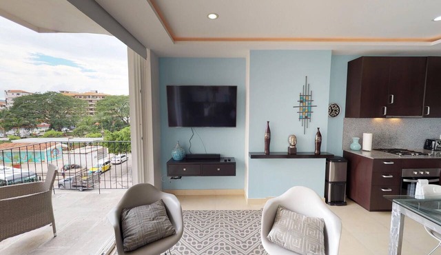 Beautiful condo one block to the beach! 1BD Condo for rent in Old Town, Puerto v