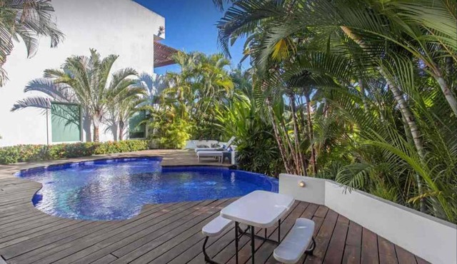 Beautiful family villa with private pool, to enjoy and relax.
