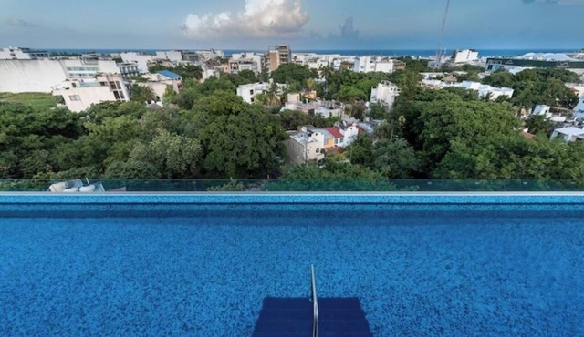 Beautiful view and location, roof terrace with sea view!