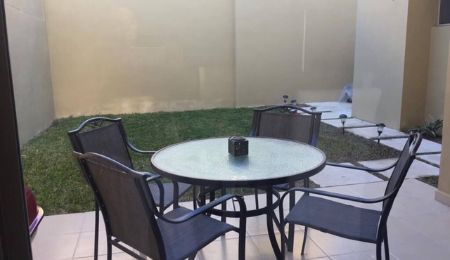 Beautifull house in very nice area rea 4 bed 4 1/2 bathroom.