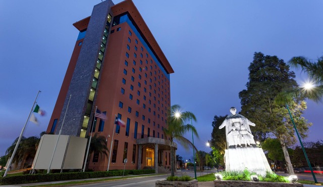 Best Western Plus Nuevo Laredo Inn & Suites
