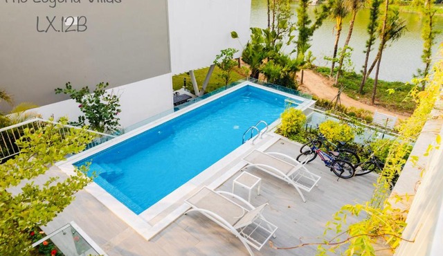 Biet thu 700m2 4 phong ngu View ho Flamingo Dai Lai (Villa 700m2 4 bedrooms lake view Flamingo Dai Lai)