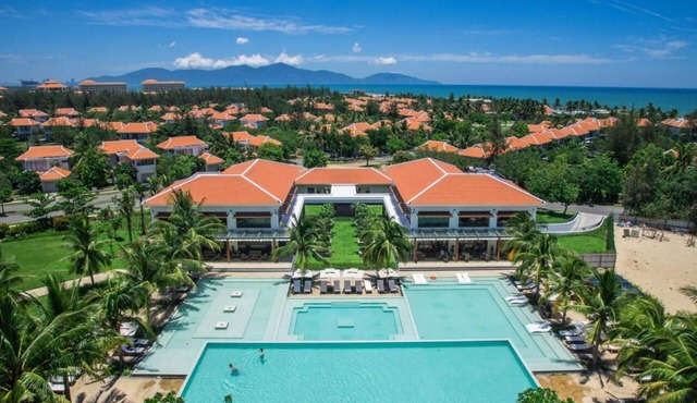 BIG SALE | Full equipment apartment | Pool & beach