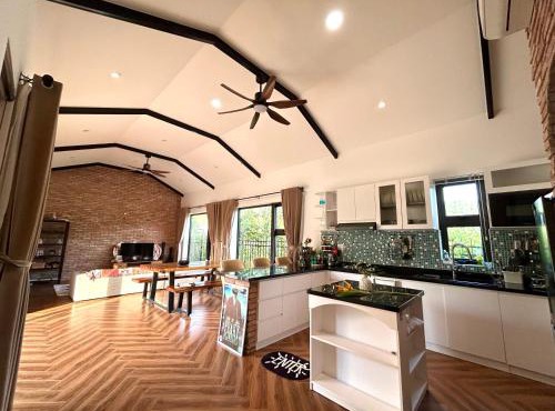 Blue Nose 3BR Private Villa near Ong Lang Beach