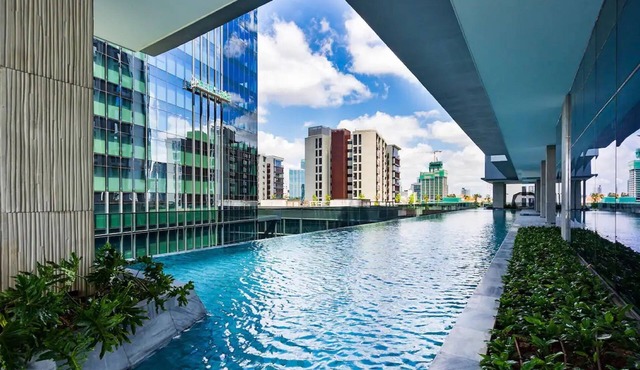 Bluesky Metropole Galleria Luxury
