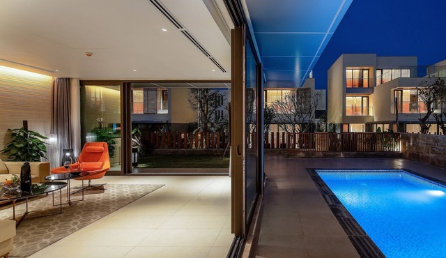 Brand New 3 BDR Pool Villa in 5 Star Resort| Beach