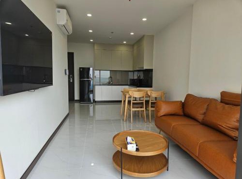 C Sky View: 2 BR Apartment Free GYM & POOL